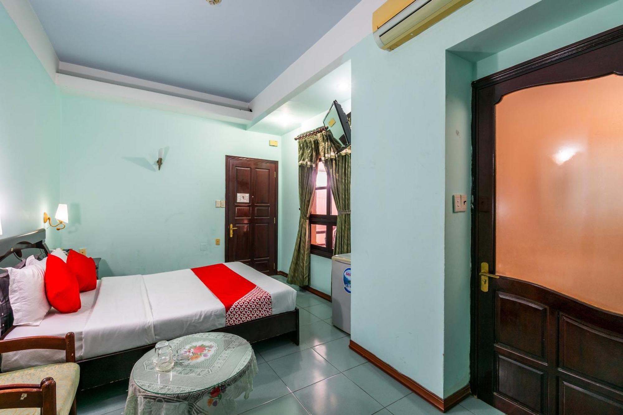 Super Oyo 266 Golden Gate Hotel Da Nang Buitenkant foto
