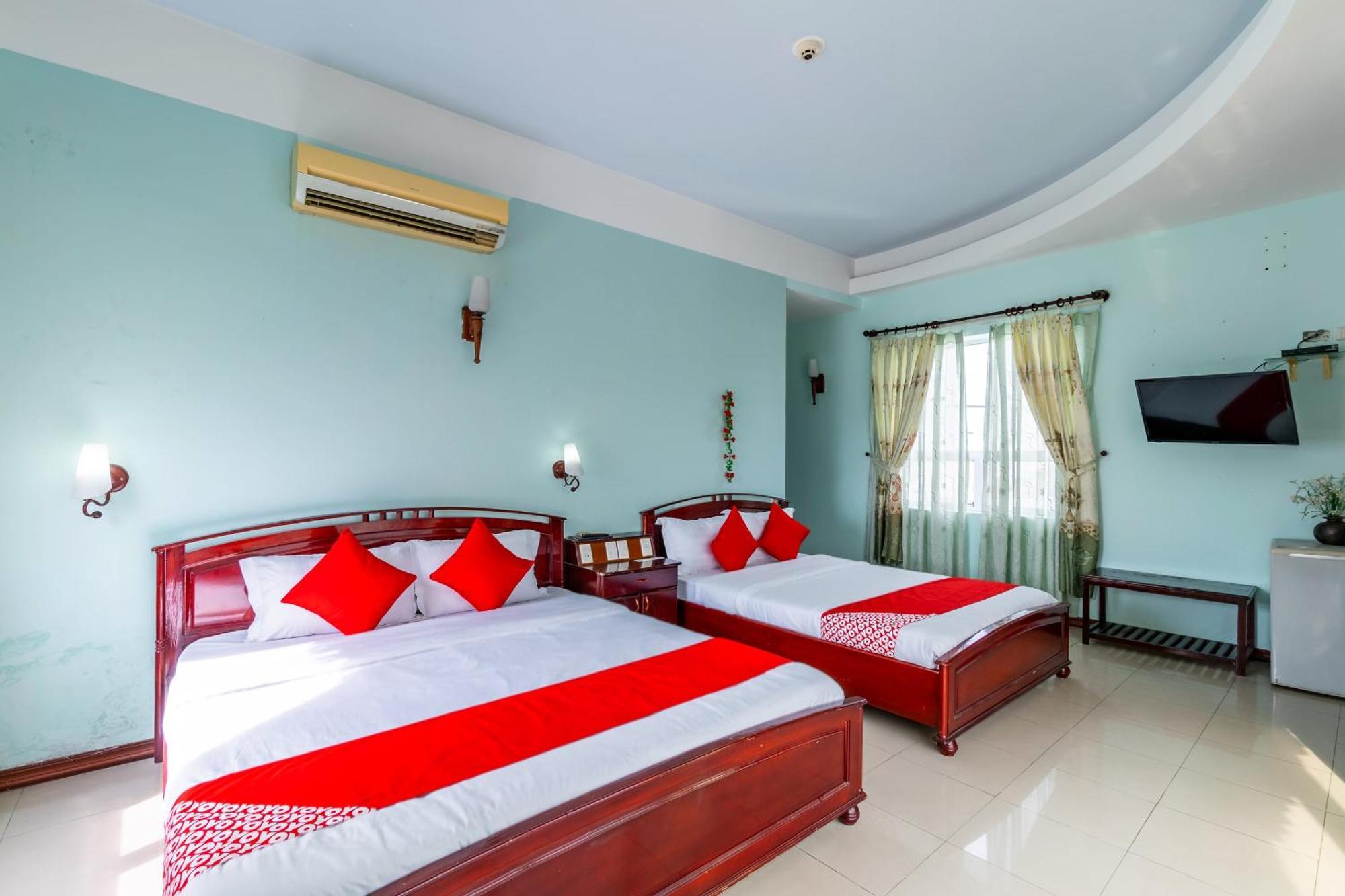 Super Oyo 266 Golden Gate Hotel Da Nang Buitenkant foto