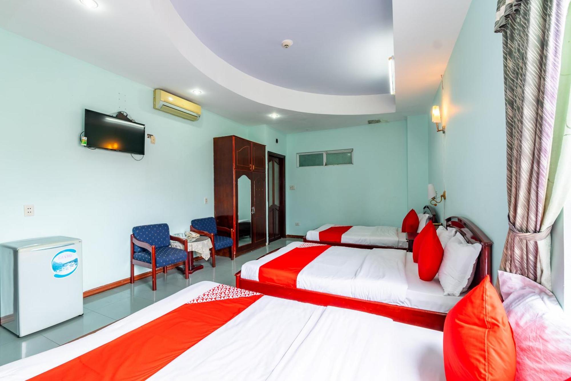 Super Oyo 266 Golden Gate Hotel Da Nang Buitenkant foto