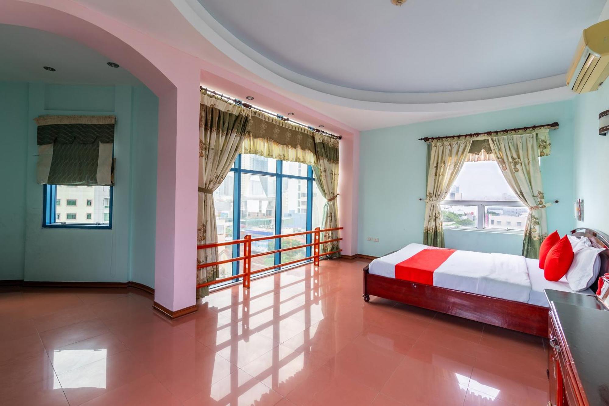 Super Oyo 266 Golden Gate Hotel Da Nang Buitenkant foto