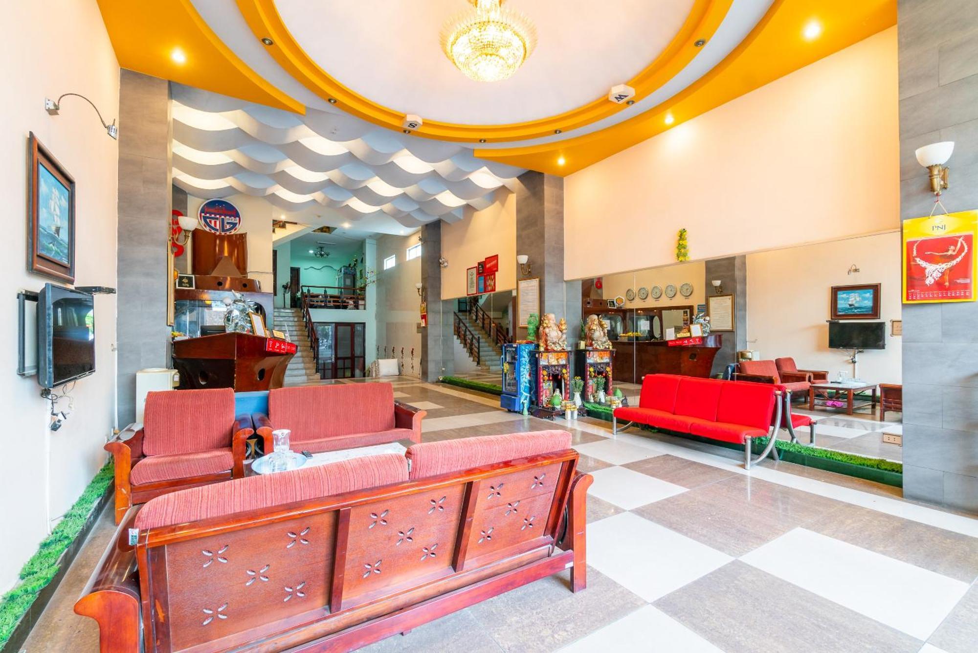 Super Oyo 266 Golden Gate Hotel Da Nang Buitenkant foto